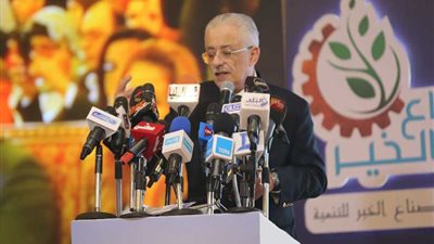 وزير التعليم: 