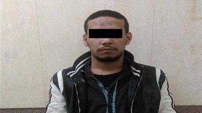 يشعل النار في سيارة عامل انتقامًا لشقيقته بالمعصرة