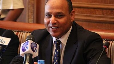 برج العرب..افتتاح أكبر مشروع لإنتاج الكهرباء باستخدام الطاقة الشمسية