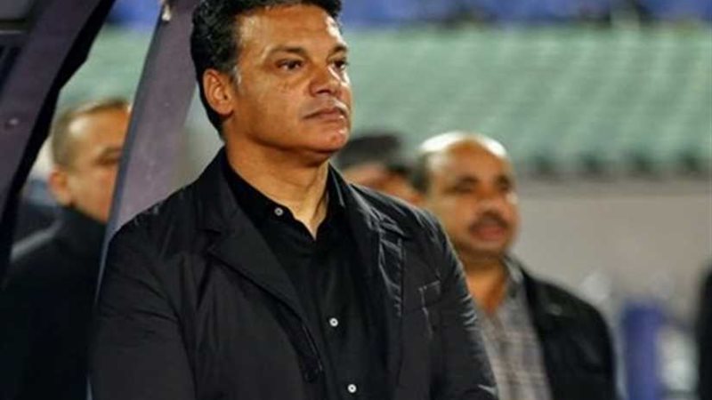 جلال يُحفز اللاعبين