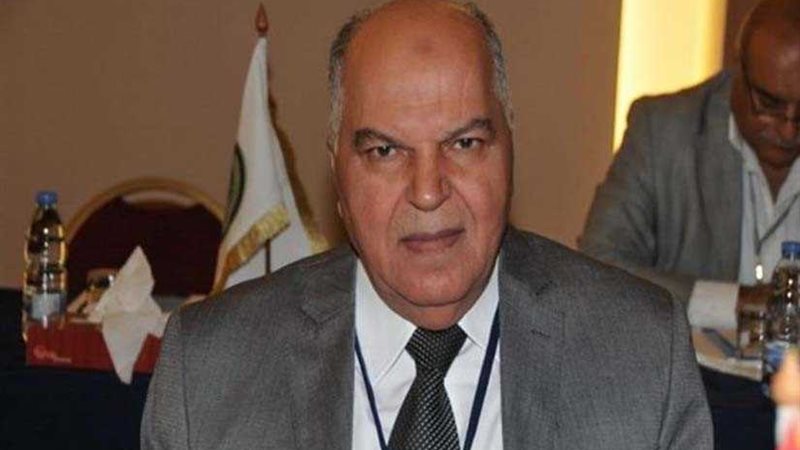 نقيب المعلمين يكرِّم