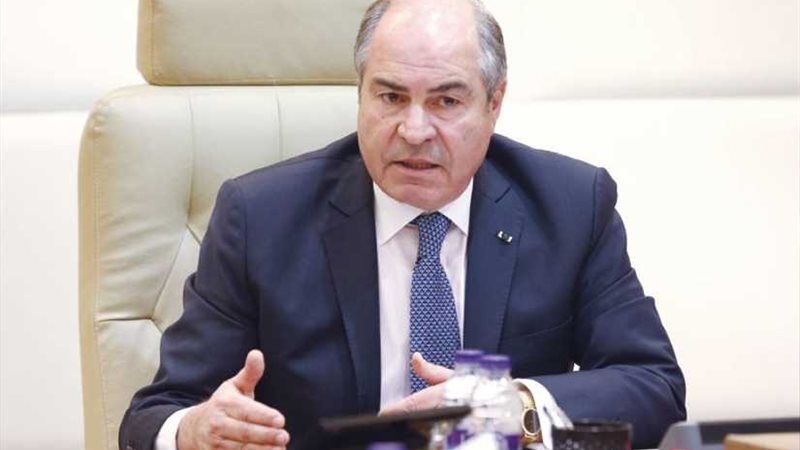 9 وزراء بالحكومة