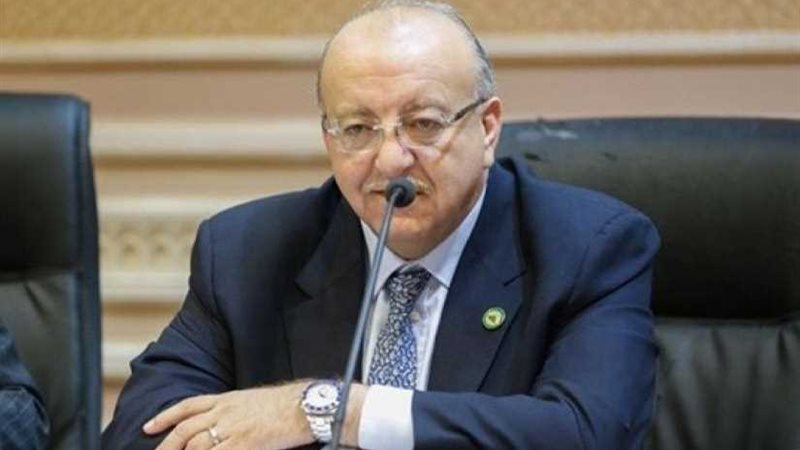 والي يشيد بنجاحات