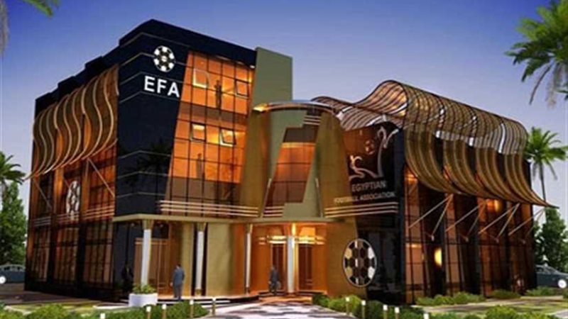 محمد عادل حكماً لمباراة