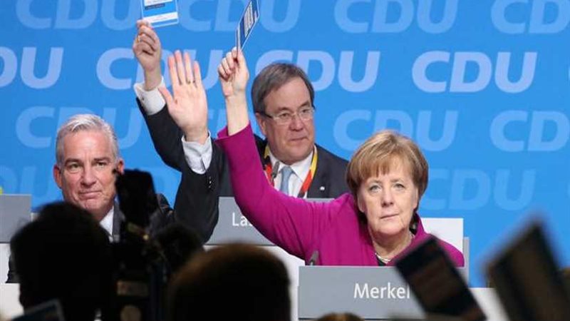 حزب ميركل يقر بغالبية
