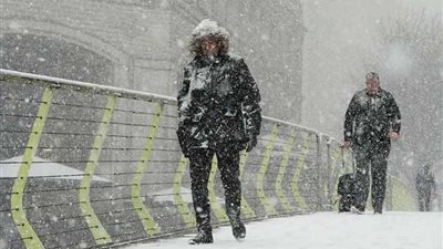 بريطانيا تتعرض لعواصف 