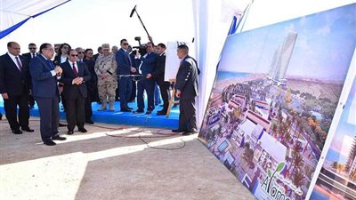 المتحدث الرئاسي: الرئيس دشن 5 مدن وطالب الشركات بالتأمين على العمالة