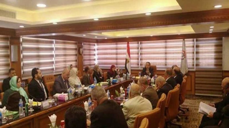 300 مليون جنيه إيرادات