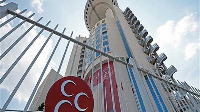 سجن نائبة كردية عامين ونصف العام بتركيا