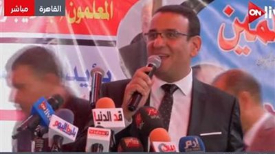 برلماني: السيسي وضع كفنه على يديه لأجل الوطن وعلينا النزول للانتخابات (فيديو)
