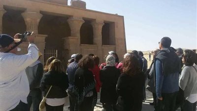 المنطقة الأثرية بتونا الجبل تستقبل وفودا سياحية 