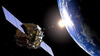 مصري ينجح في تصنيع أول حاسوب للأقمار الصناعية