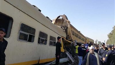 إخلاء سبيل سائق قطار ركاب خط المناشي ومساعده وتجديد حبس عامل التحويلة