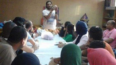 خمس ورش تدريبية ب 