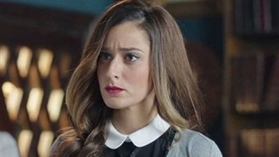 أمينة خليل تكشف الشبه بين 