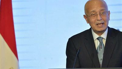 إسماعيل يجتمع بلجنة تسوية منازعات عقود الاستثمار