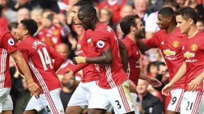 مانشستر يونايتد يفوز على آرسنال (2 - 1) في الدوري الإنجليزي