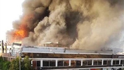 السيطرة على 60% من حريق سوق جدة التجاري