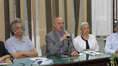 نقيب الأطباء: نحترم القضاء ونتواصل مع المسؤولين لحل أزمة الطبيب محمد حسن