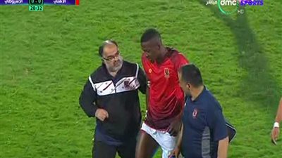 أجايي يغادر موقعة الأسيوطي مصابًا