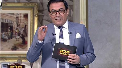 خيري رمضان يعلن عن جوائز 