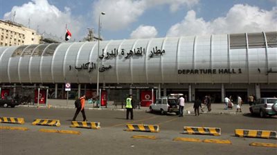 وفد من ليبيا يصل مطار القاهرة لبحث آخر التطورات في الملف الليبي