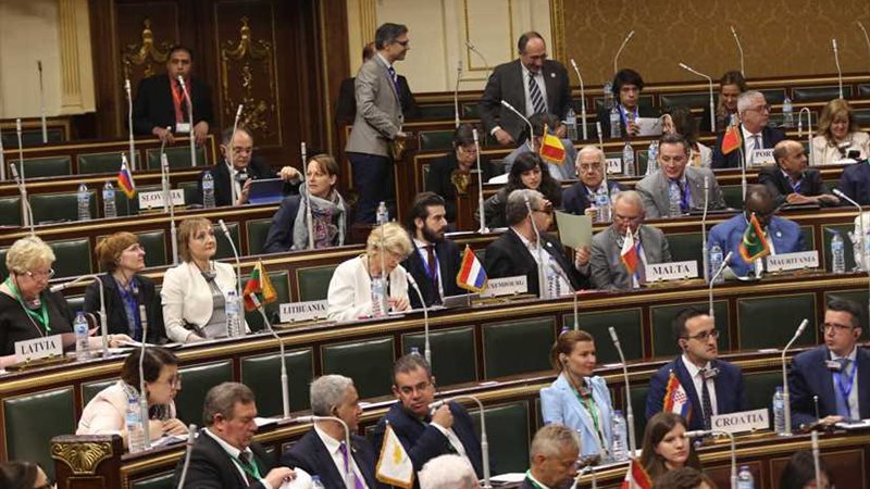 الجزائر تطالب باستراتيجية