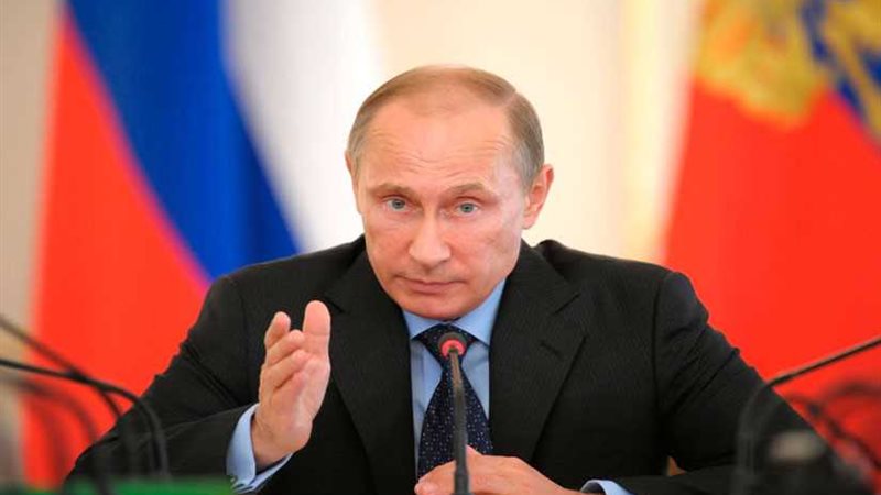 بوتين يبحث مع نظيره