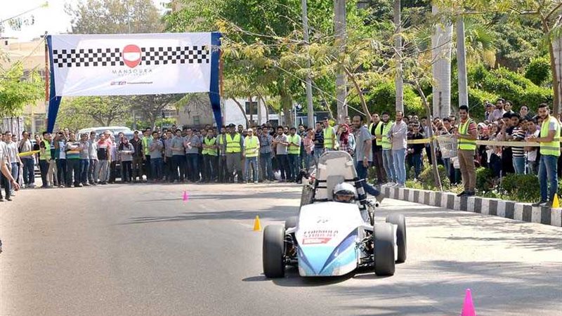 طلاب هندسة المنصورة