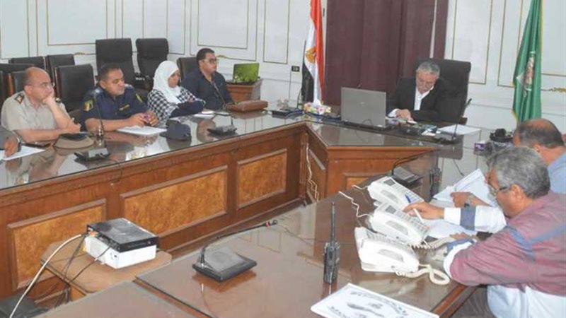 محافظ المنيا يتابع