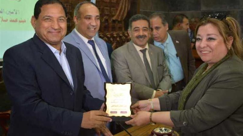 ضيف يكرّم الرياضيين