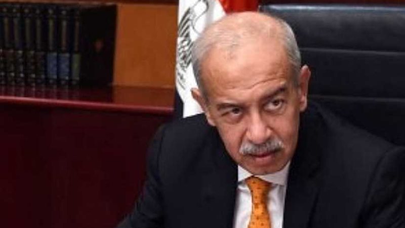 رئيس الوزراء يتابع