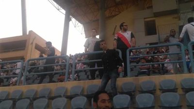 جماهير الزمالك تزين ستاد بتروسبورت (صور)