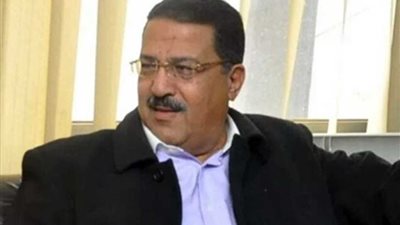 الصهاينة يحاصرون 