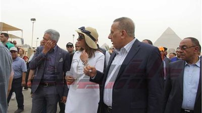 محافظ الجيزة يشيد بمبادرة العودة للجذور