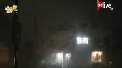 عواصف عاتية بالهند تتسبب في مقتل المواطنين (فيديو)