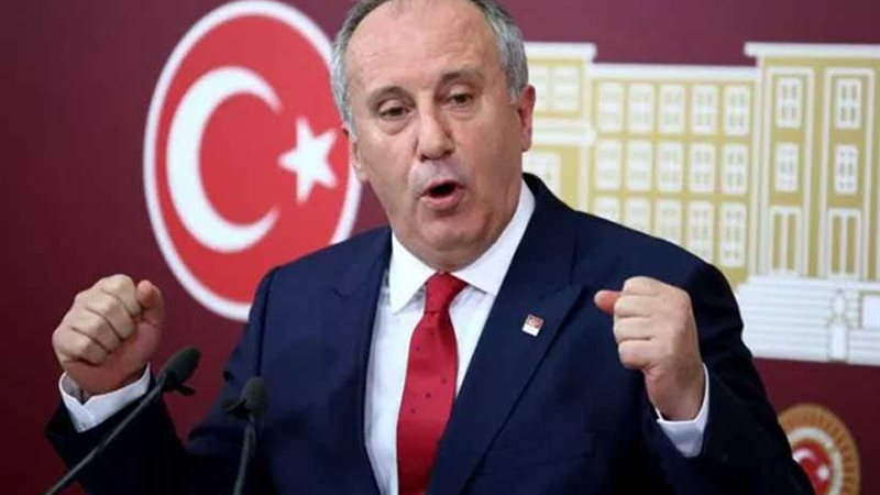 الشعب التركي يختار