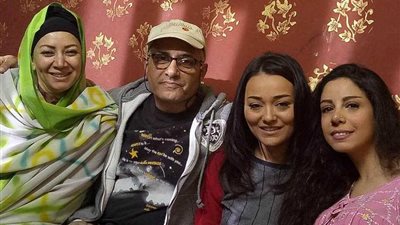 ياسمين رحمي صديقة رندا البحيري في 