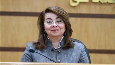 وزيرة التضامن : انتظام عمليات صرف المعاشات