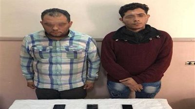 نشال الهواتف المحمولة وقع في البساتين