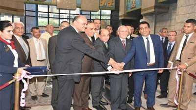 وزير الإنتاج الحربي يفتتح معرض 