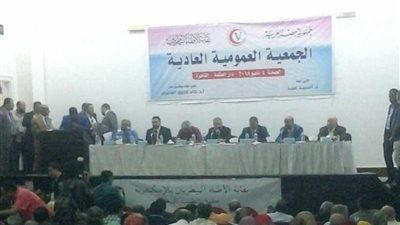 نقيب أطباء البيطريين: من يأخذ بيد الطبيب البيطري