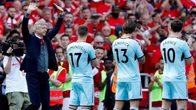 أرسنال يودع «فينجر» بخماسية نظيفة أمام برينلي