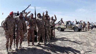 الجيش الليبي يسيطر على منطقة الأردام ويدمر مواقع الإرهابيين في درنة