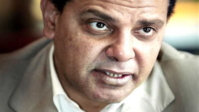 الأسواني.. أوهام الشهرة وشذوذ الفكر