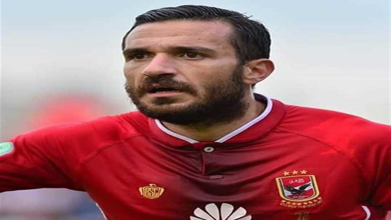 طبيب الأهلي يفجر