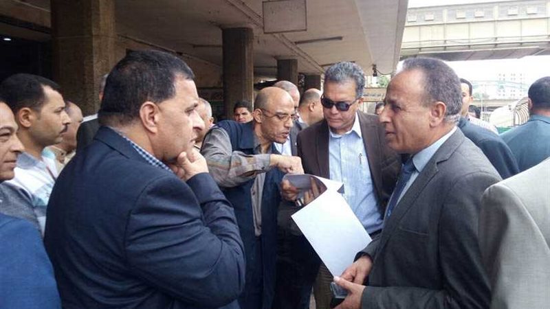 بالصور.. وزير النقل