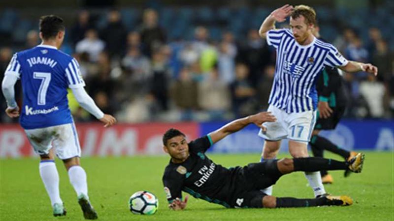 إشبيلية يفوز على