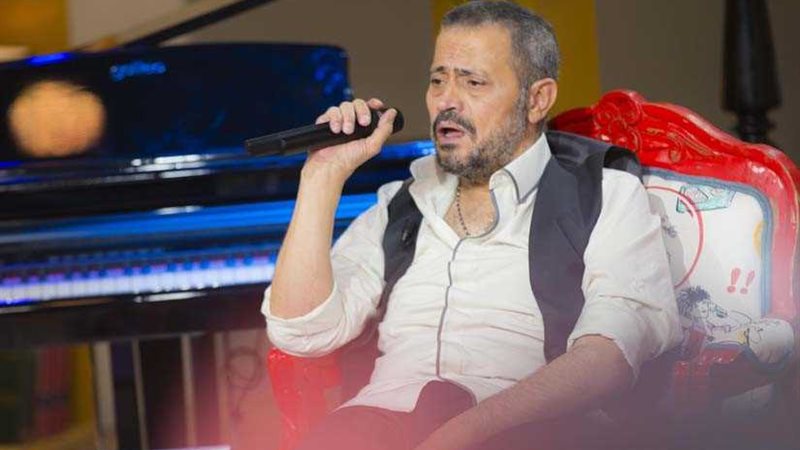 سلطان الطرب يصف المطربين