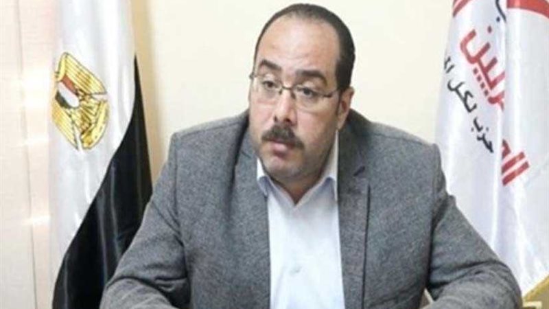 الكومي: تعريب الدراسة